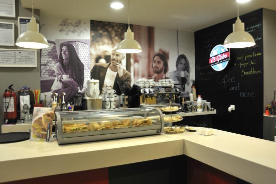 Independencia Coffee and Food