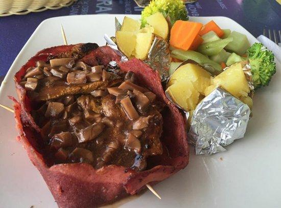 El Penol Restaurant and Bar