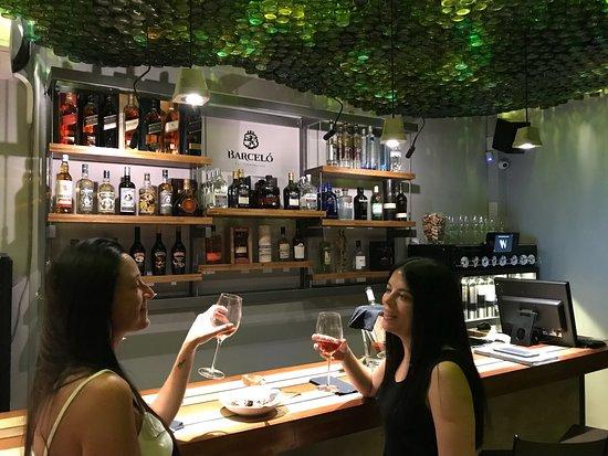 Varón WineBar'n Bistró