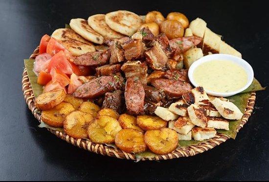 Nido Bistro & Lounge