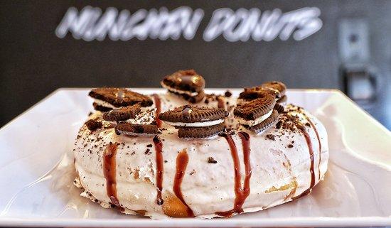 Munchin Donuts Cancun