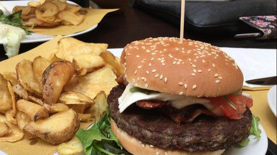 Baccanale Al Volo Al Bacio