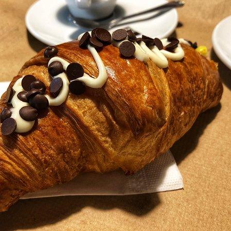 Crois Croissant Gourmet