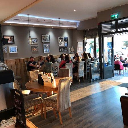 Lighthouse Cafe and Bar