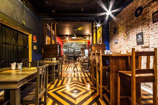 Mr. Hoppy Beer & Burguer