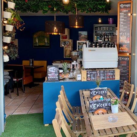 L' Epicerie Moderne Lourdes