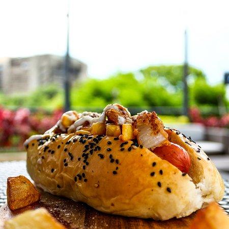 SolySombra Restaurant & Lounge