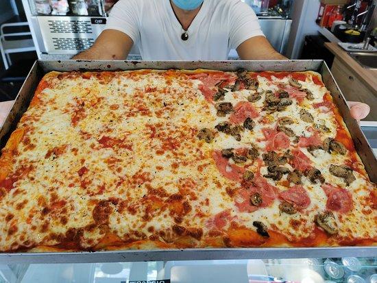 La Bruschetta PIZZA & SNACK