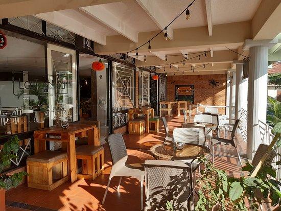 La Tertulia Aroma Cafe