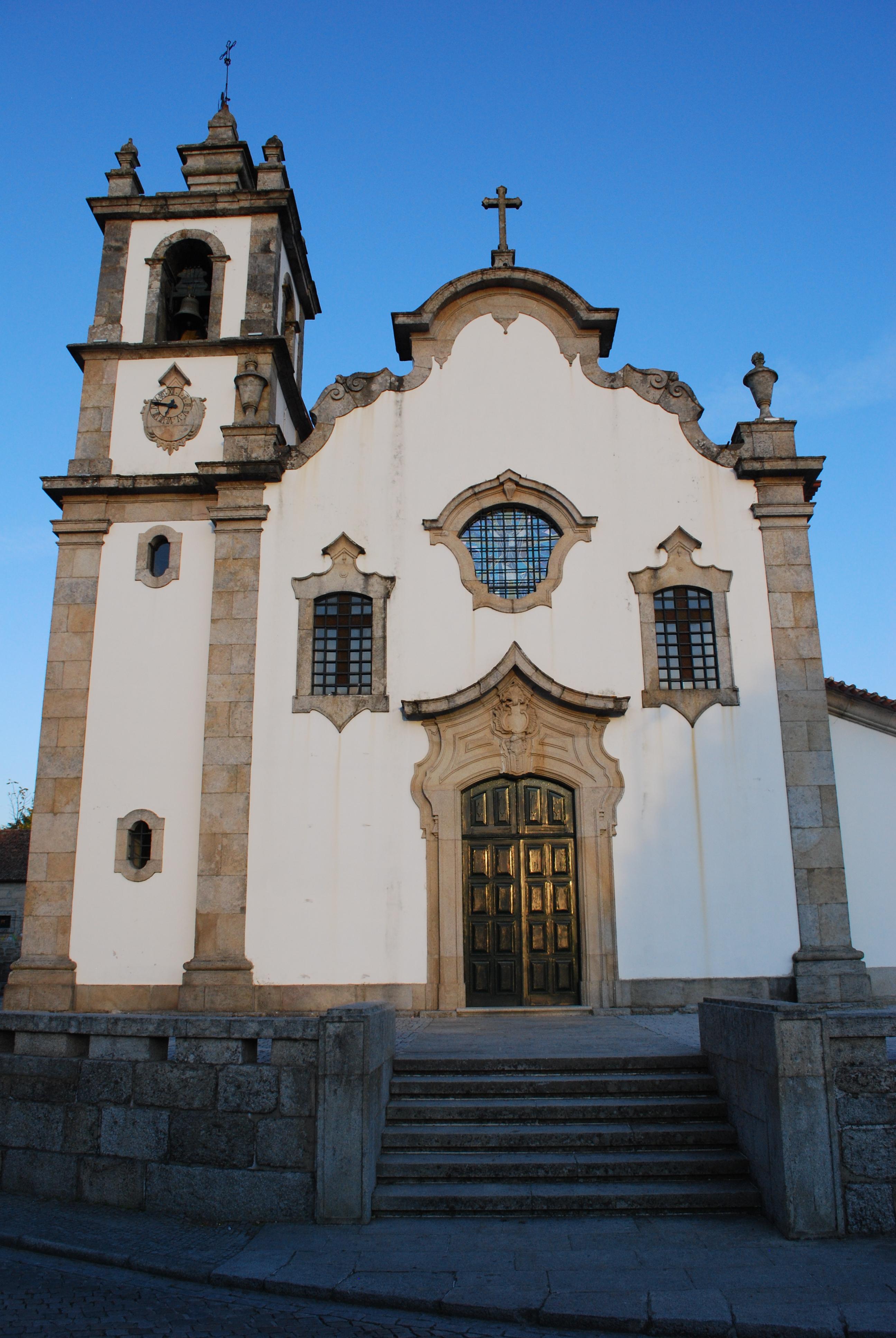 Igreja matriz de Canas de Senhorim
