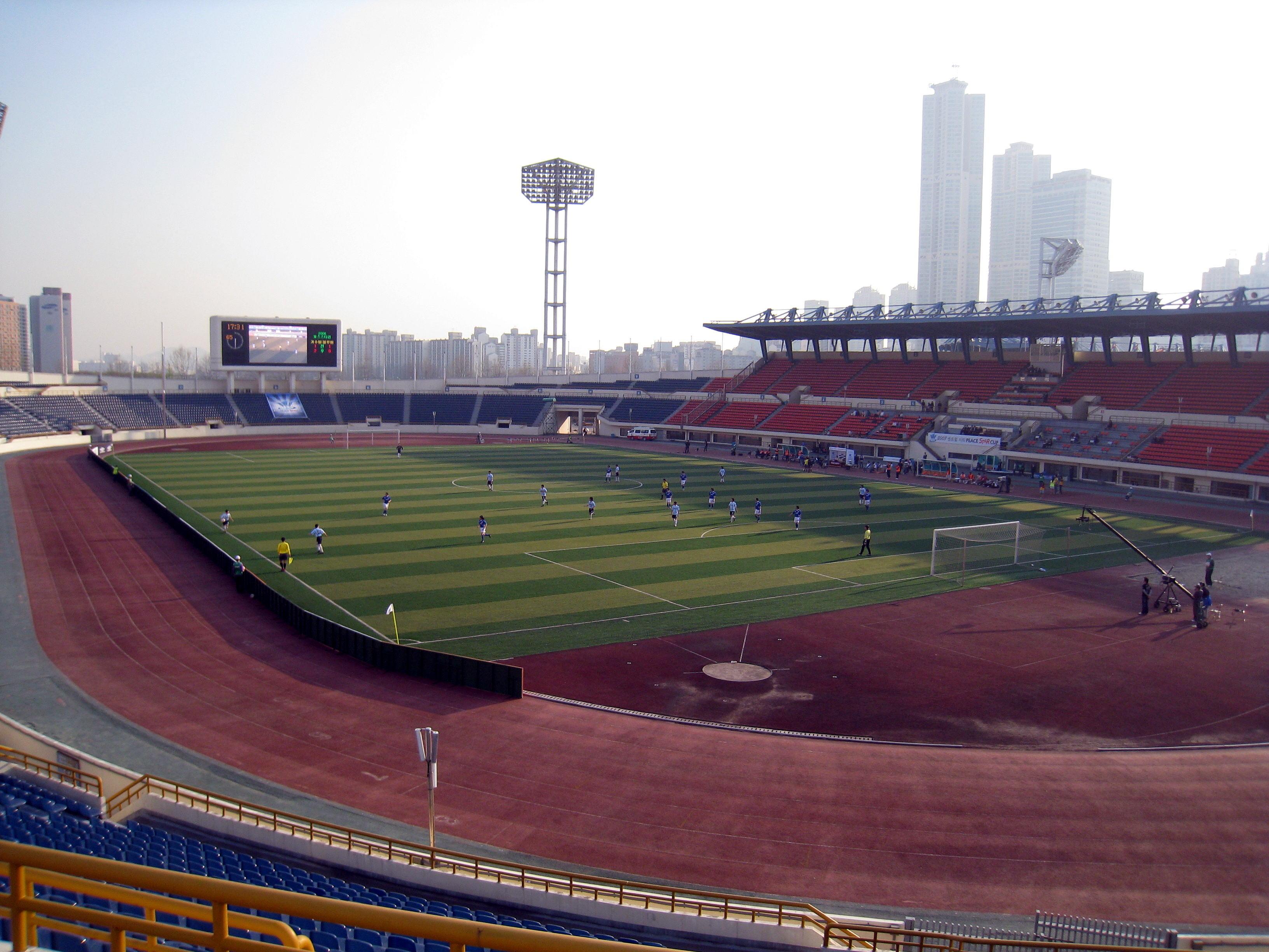 Estadio de Mokdong