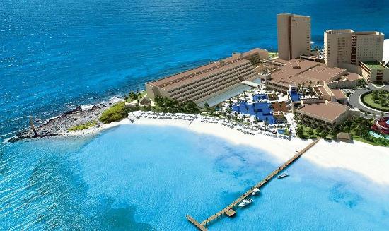 Delphinus Punta Cancún