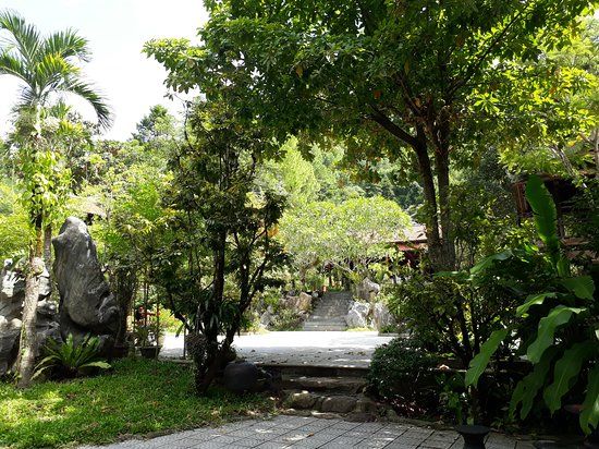 Huyen Khong Son Thuong Pagoda