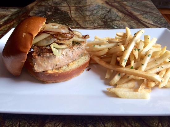 Slate Wine Bar & Bistro