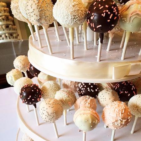 Rustika Cafe & Bakery