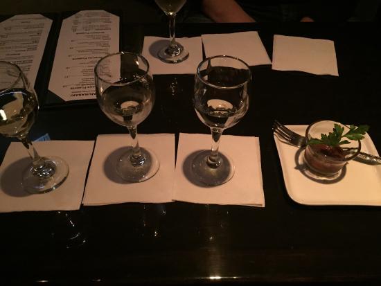 Murasaki Sake Lounge