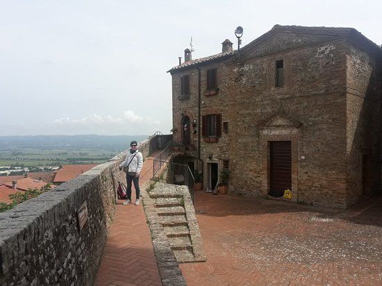 Castello di Fabro