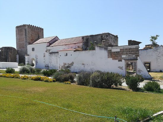 Castillo de Moura