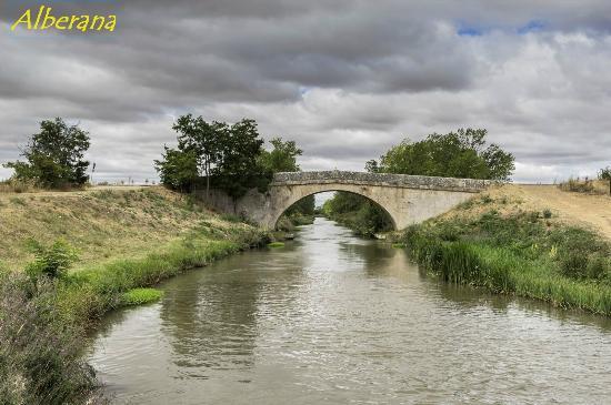 El puente acueducto de Abanades