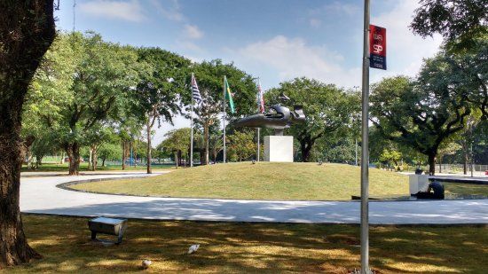 Praça Ayrton Senna do Brasil