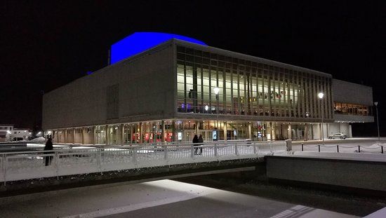 Teatro Municipal de Oulu