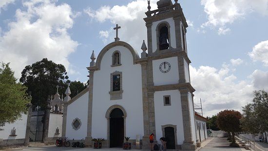 Igreja De Santiago De Castelo De Neiva