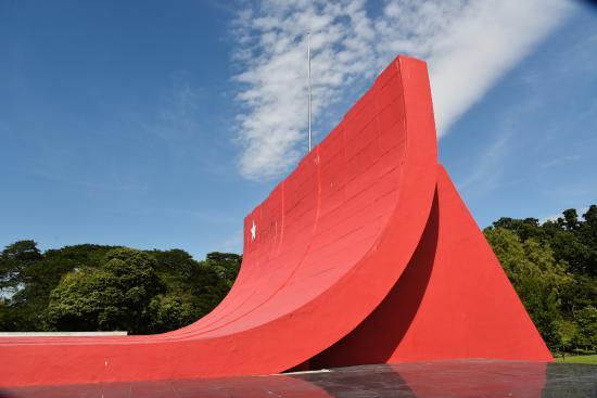 Mausoleo de los Mártires