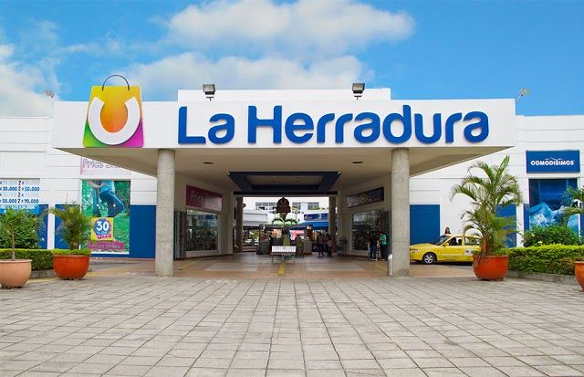Centro Comercial La Herradura