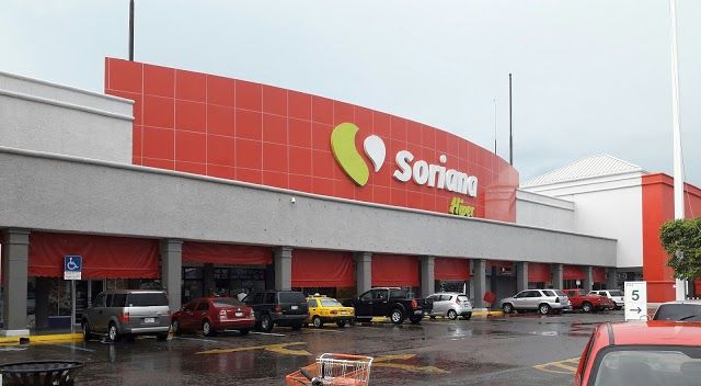 Soriana Hiper Manzanillo
