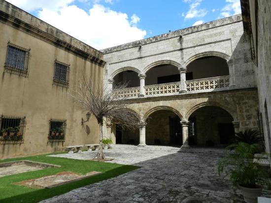 Museo De Las Casas Reales