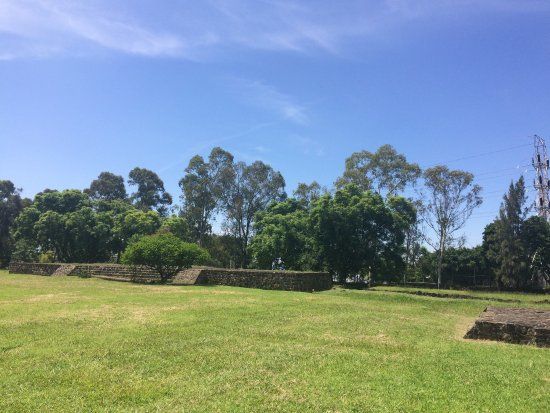 la Zona Arqueológica Teopanzolco