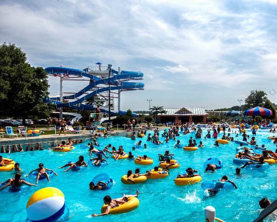 Parque de atracciones Fun-Plex Waterpark & Rides