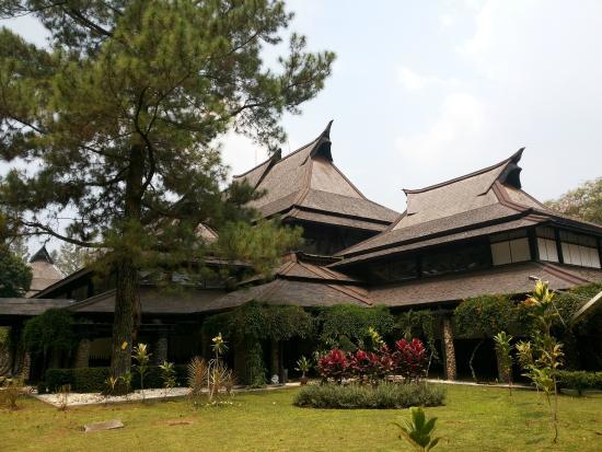 Instituto Tecnológico de Bandung