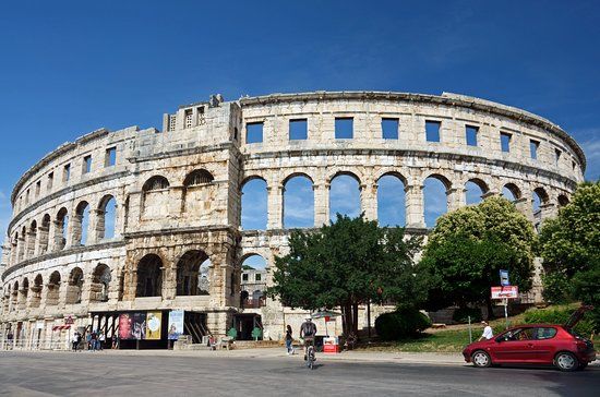 Anfiteatro de Pula