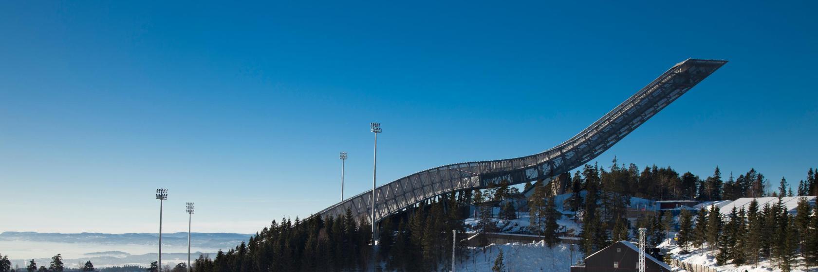 Museo de Esquí Holmenkollen y Torre del trampolín