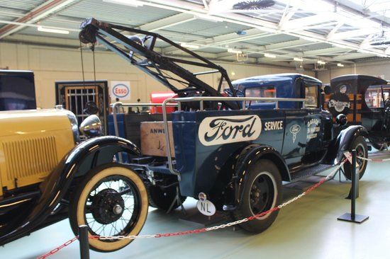 Den Hartogh Ford Museum