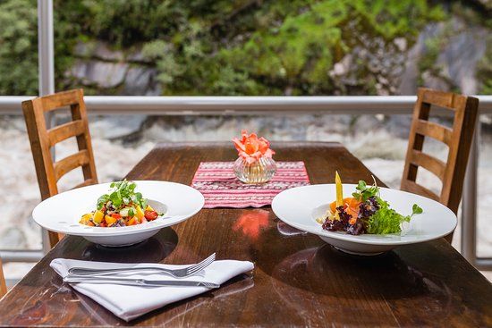 Full House & Peruvian Cuisine