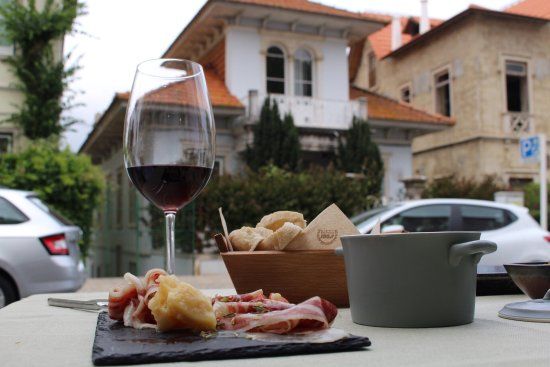 Incomum by Luis Santos