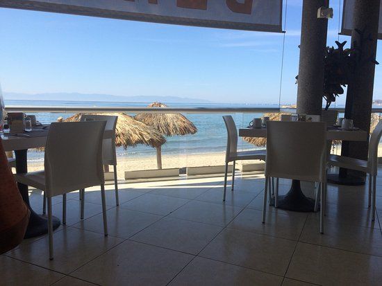 Hule's Restaurant at Los Picos