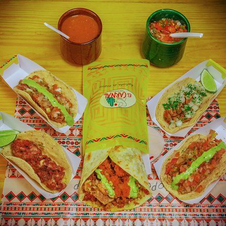 El Carnal Comida Mexicana al Pastor