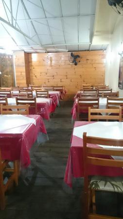 Pizzaria Fornao Da Familia Forno A Lenha