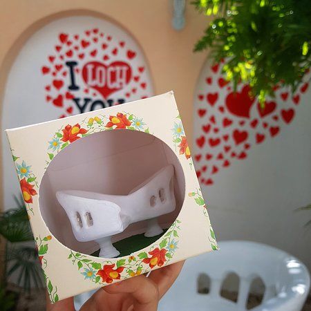 La Casa de Donia Way