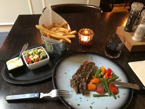 Steakhouse & Bar Seven